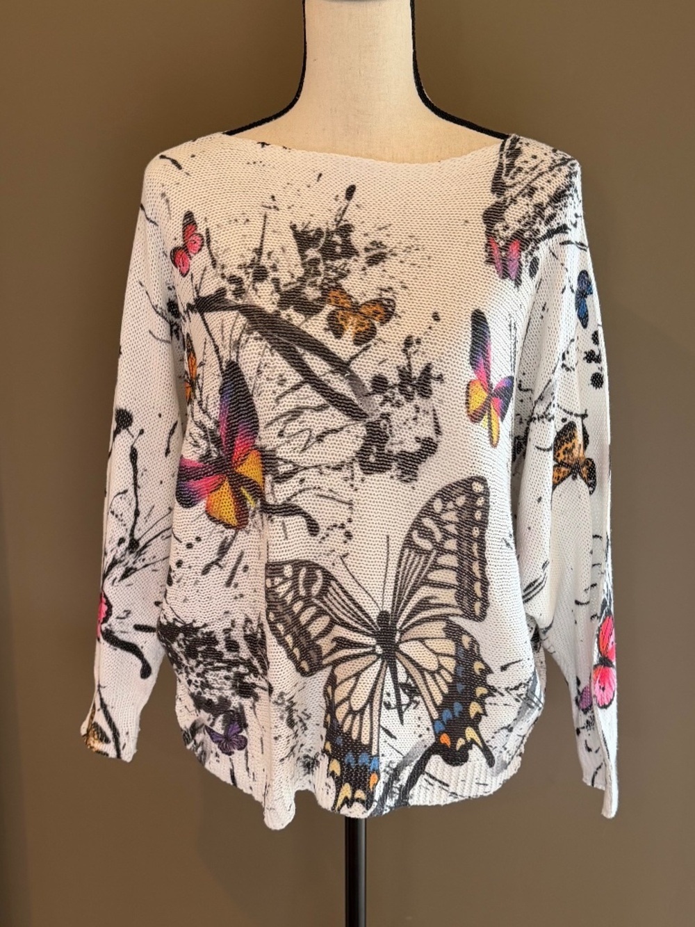 Luisa Ricci Italy Knit hite Butterfly Women's Batwing Sweater, Size Large